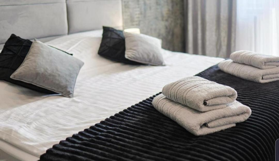 Stary Toruń Kopernik Premium Rooms Apartment מראה חיצוני תמונה