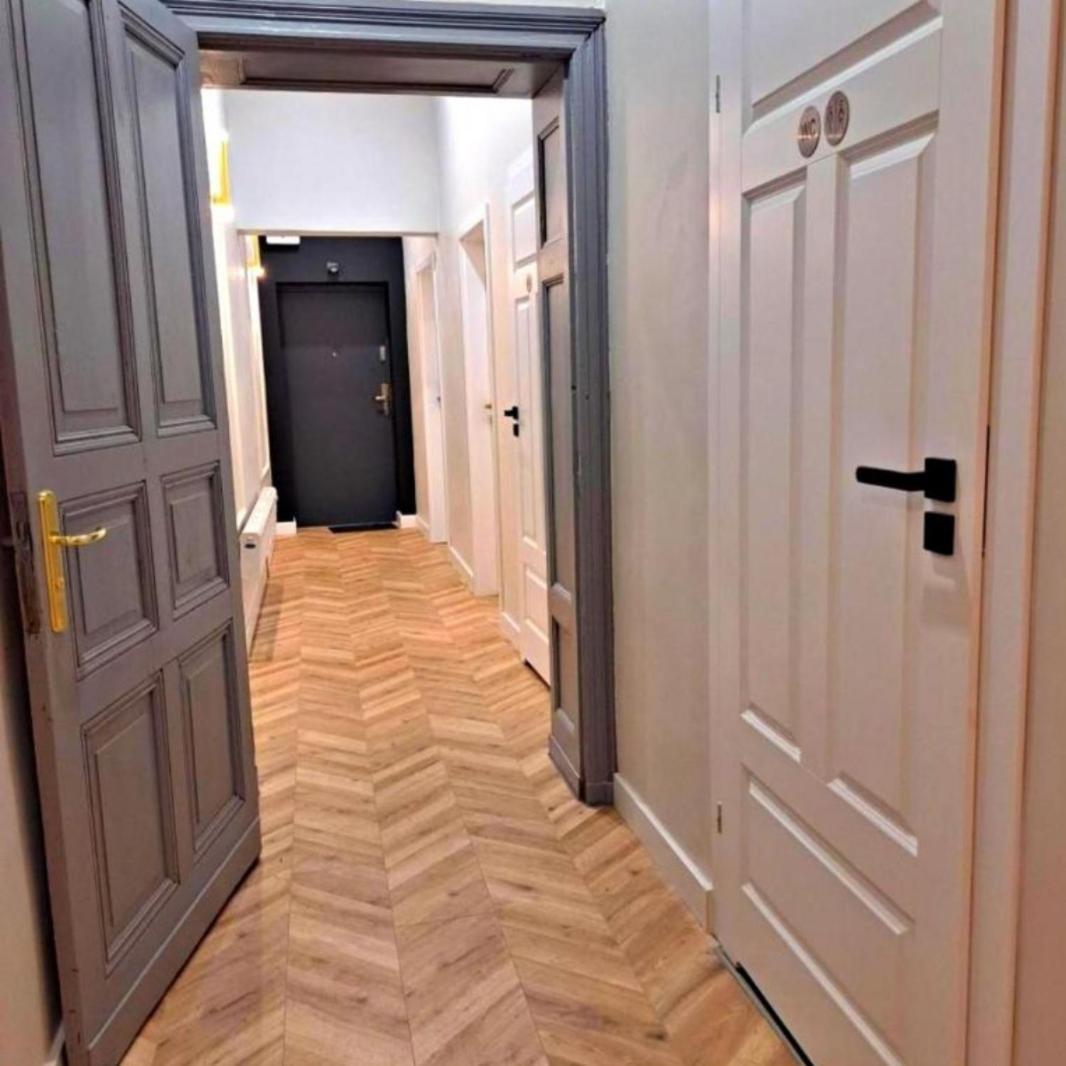 Stary Toruń Kopernik Premium Rooms Apartment מראה חיצוני תמונה